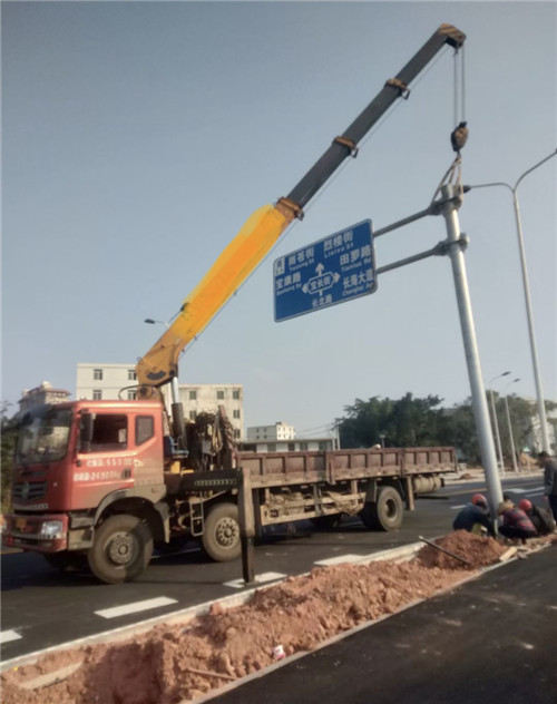 昭苏县设备吊装租赁吊车要用多大吊车